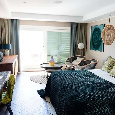 Boho Club Hotel *